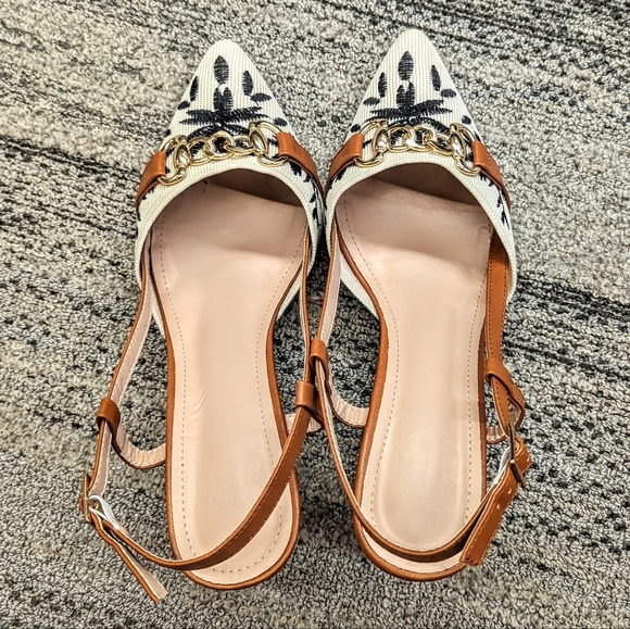 Comfy Wedge Strap Shoes - Picture 6 of 6